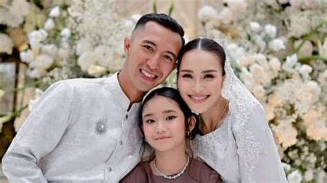 Ayu Ting Ting Ngewe hadir dengan 287 buffering lebih ringan yang bersahaja image 1
