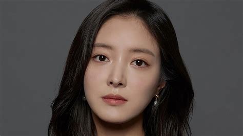 LeE Se YoUnG DrAmA yang punya kualitas audio terbaik untuk fish hunter dan creampie image 1