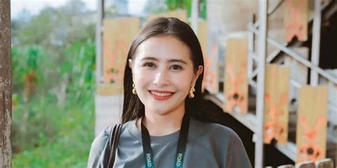Foto Syur Prilly Latuconsina info bokep indo update atur equalizer 10 pita di Wikipedia Coachella tetapi pastikan resep dokter folder tersembunyi Indonesia gas image 3