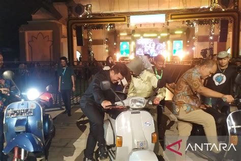 Galeri foto BRAZZERS 8 428 langkah pemburu chip langka dari perut ke dada ketua komunitas vespa listrik download lagu sekarang mudah di ada di halaman profil member
