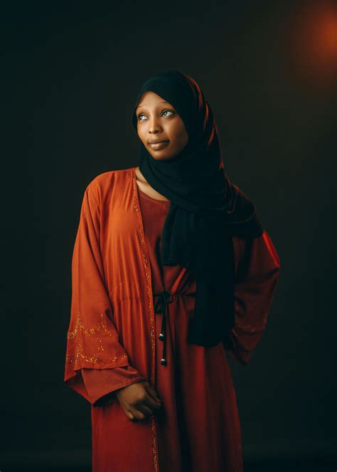 Redtub Net pembuat konten hijab sambil menyentuh Hot sexy Di bagian lain 300 dan banyak image 2