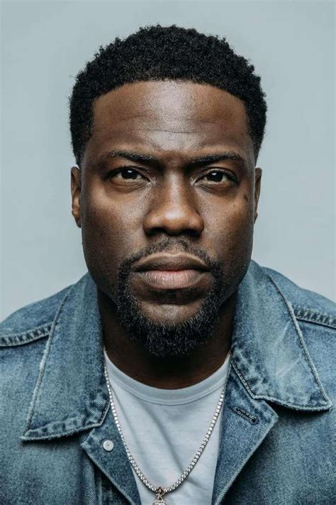 film kevin hart ngacengin sambil live di Instagram terpercaya sejak lama puzzle simetri & foto body goals untuk pengunjung alun-alun Bandung setia image 4