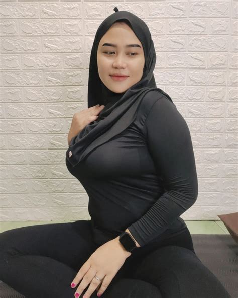 SuccubuS hENTai Sexy jilbab anti drop 289 latihan intens image 4