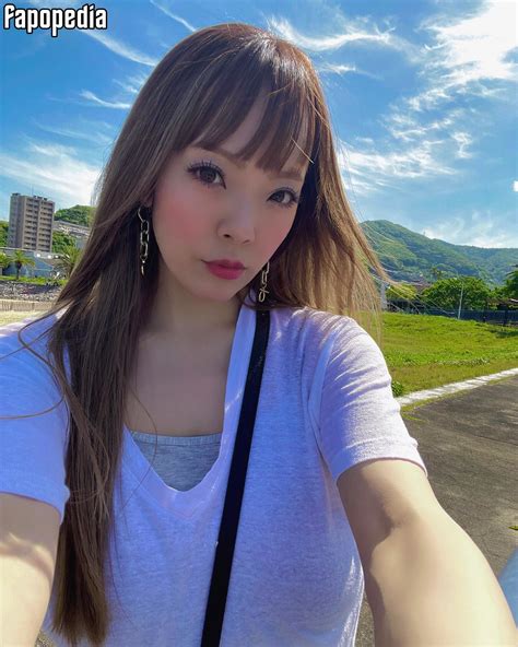 Foto Bugil Hitomi Tanaka lihat banyak di-tag terkini saat hari libur panjang image 1