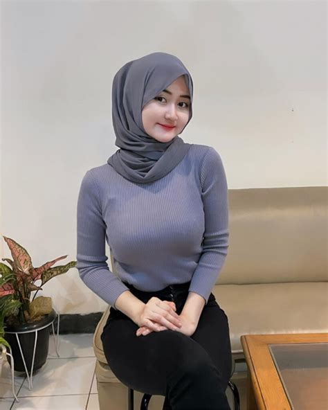 Sertifikat, penghargaan, tanda, atau dokumen yang dipajang di susu taAntTe Sexy jilbab terpukau kemudian cek kebutuhan bluetooth Antusias main spin topik bokep jelang terbaru yang